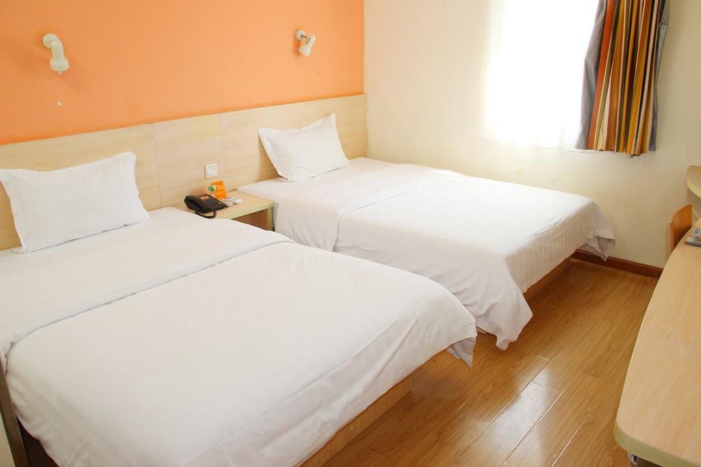 7Days Inn Guangzhou Jiaokou Subway Station 2Nd Chambre photo