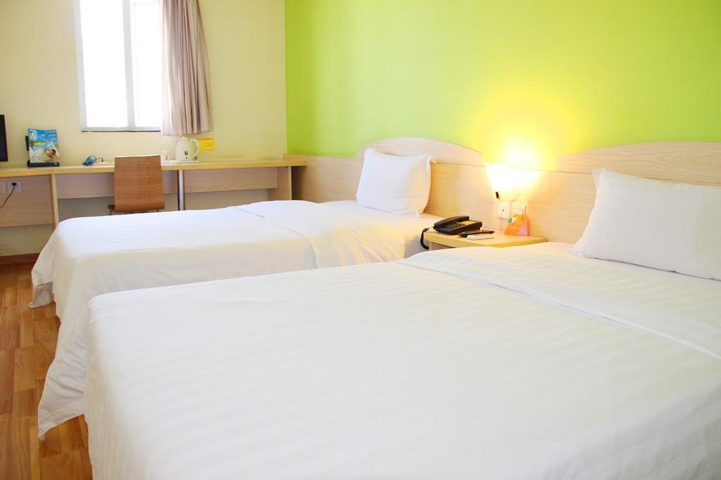 7Days Inn Guangzhou Jiaokou Subway Station 2Nd Chambre photo