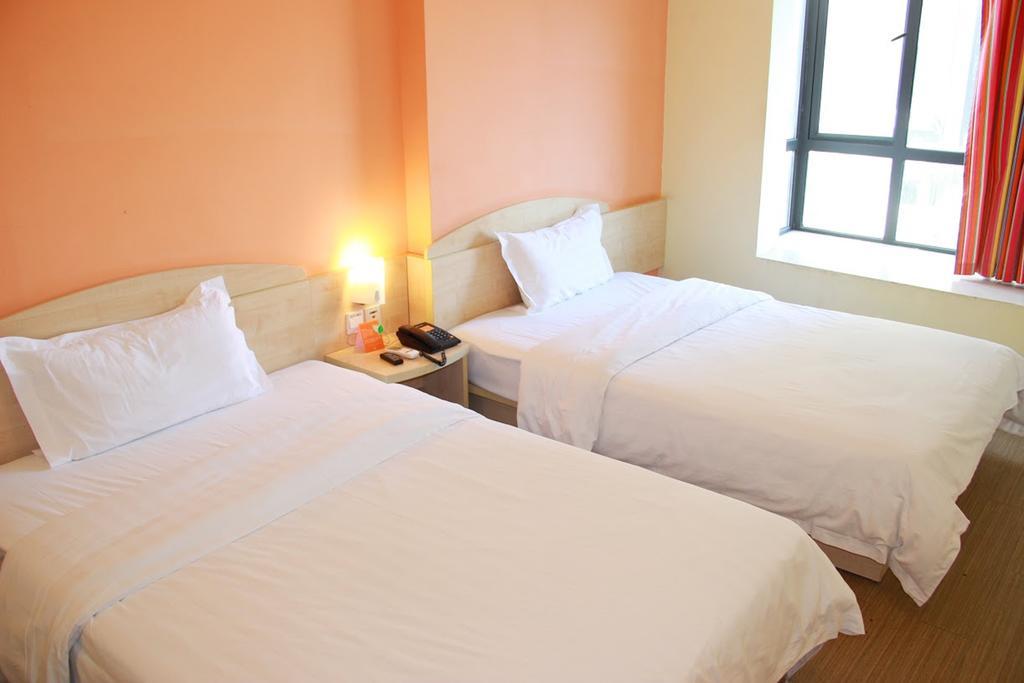 7Days Inn Guangzhou Jiaokou Subway Station 2Nd Chambre photo