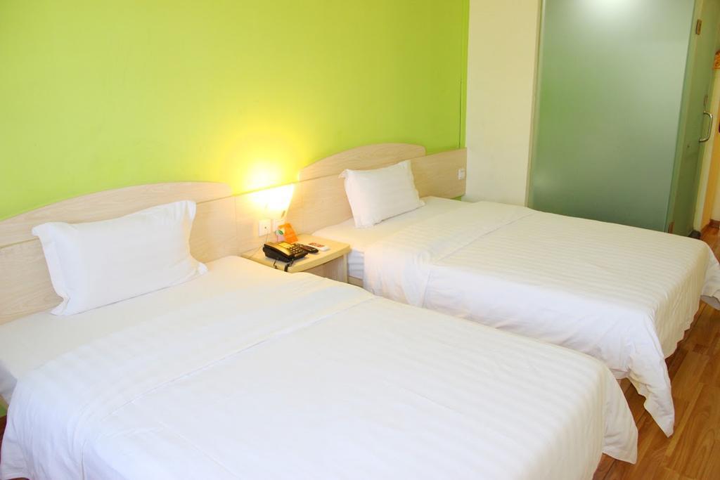 7Days Inn Guangzhou Jiaokou Subway Station 2Nd Chambre photo