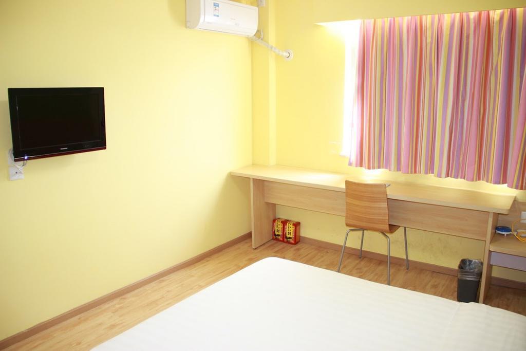 7Days Inn Guangzhou Jiaokou Subway Station 2Nd Chambre photo